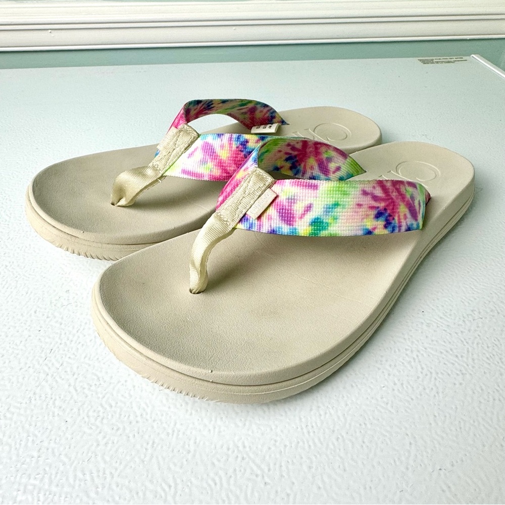 Women’s CHACO Tie Dye Sandals Size 10